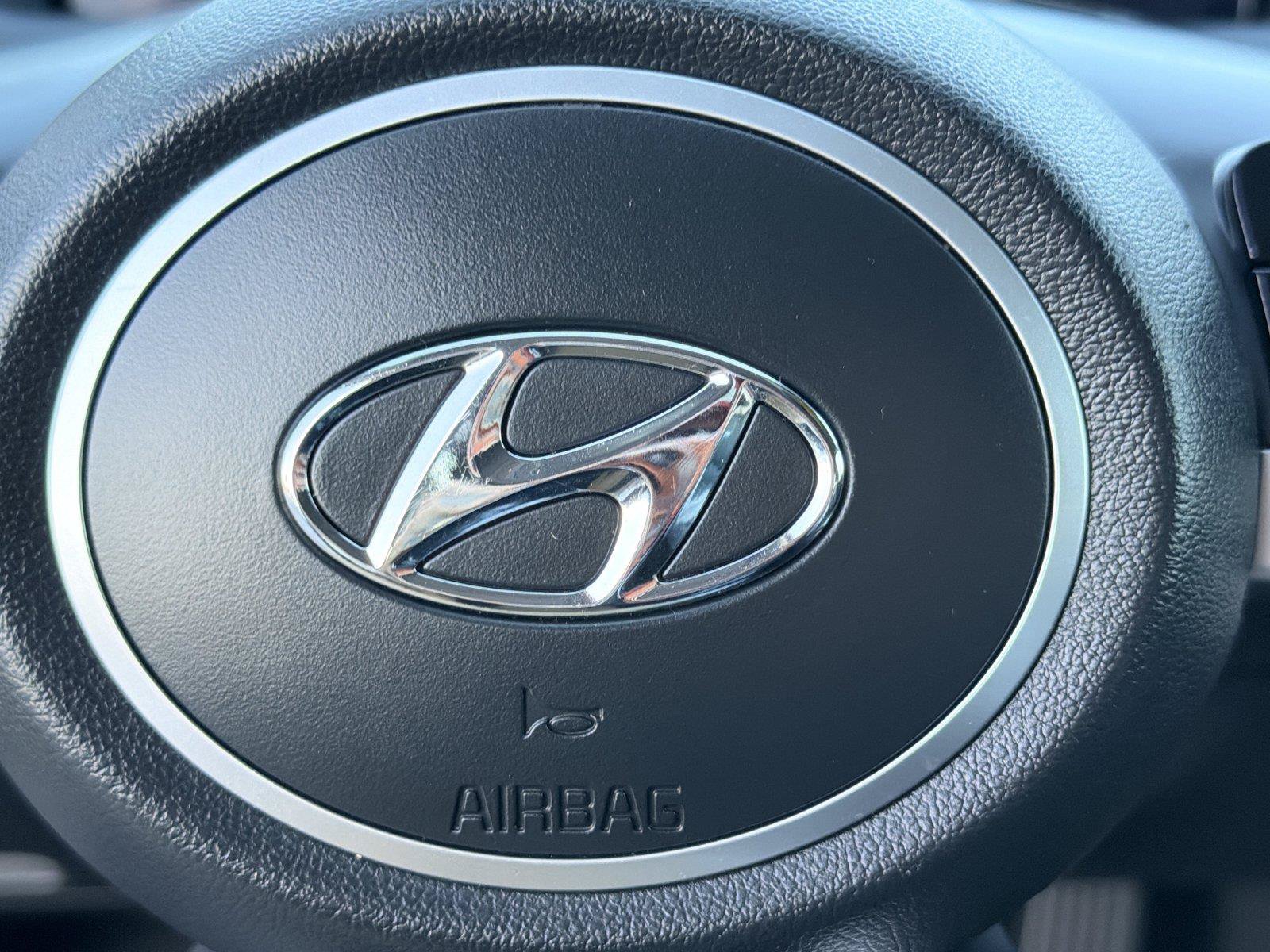 Used 2024 Hyundai Tucson Limited AWD/4WD image 25