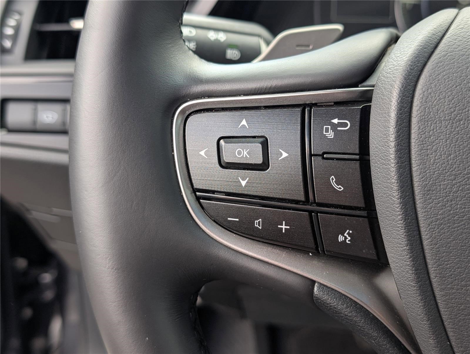 Certified 2025 Lexus ES 350 w/ Premium Package image 23