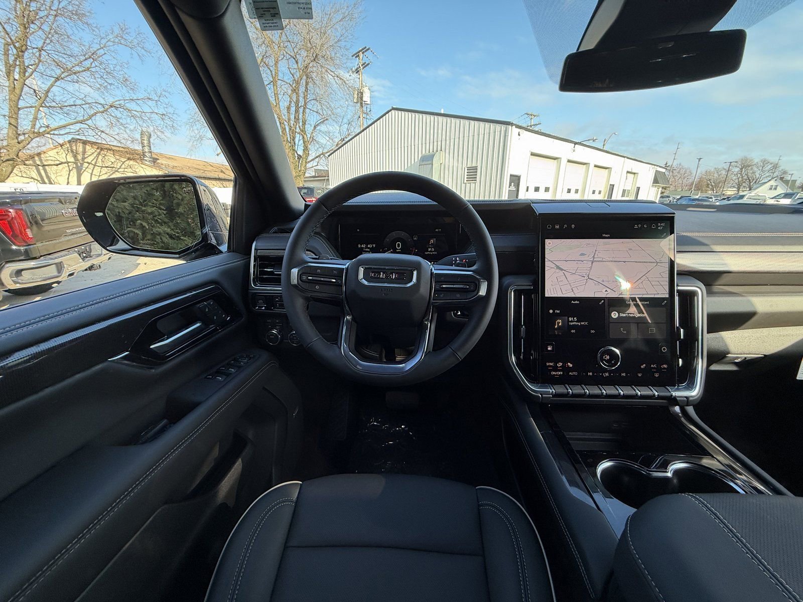 New 2026 GMC Yukon Elevation image 2