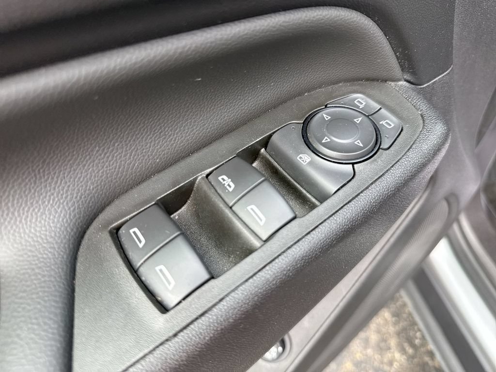 Used 2024 Chevrolet Equinox LT AWD/4WD image 13