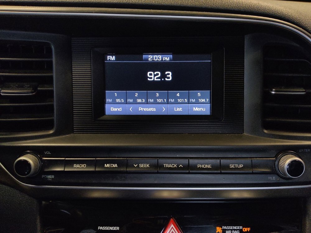 Used 2019 Hyundai Elantra SE w/ Cargo Package image 25