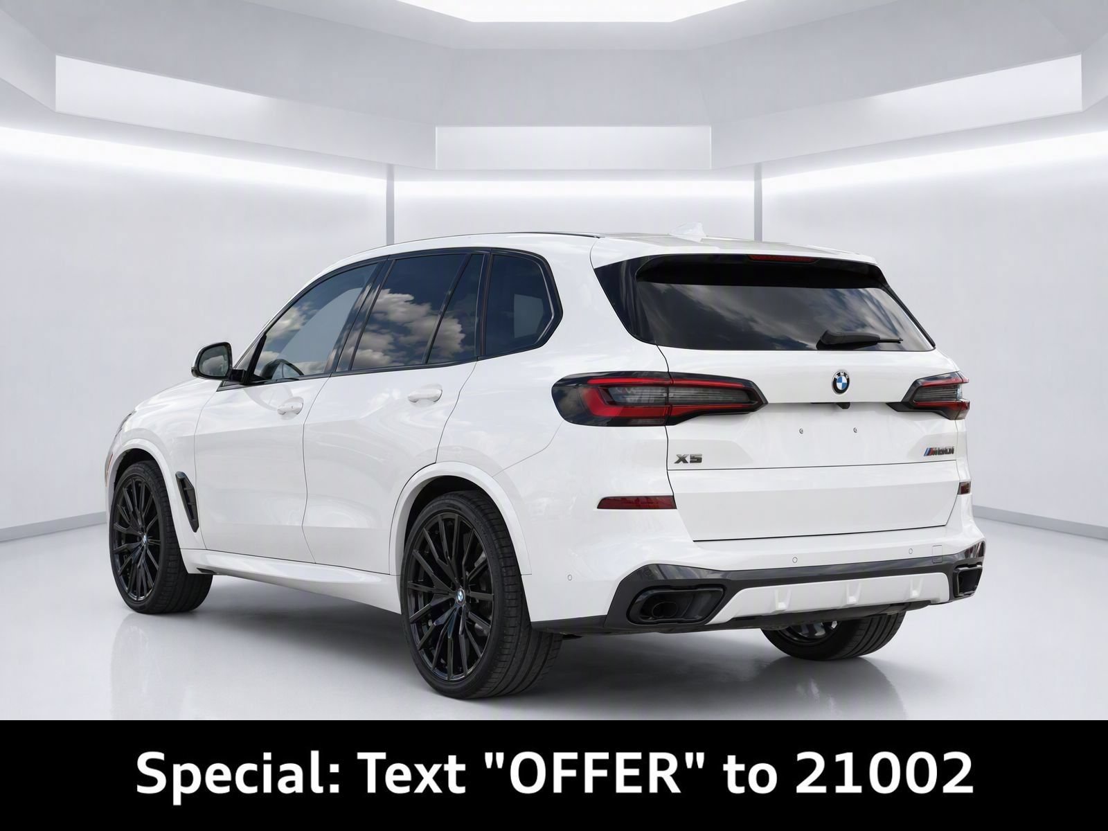 Used 2020 BMW X5 M50i w/ Executive Package AWD/4WD image 7