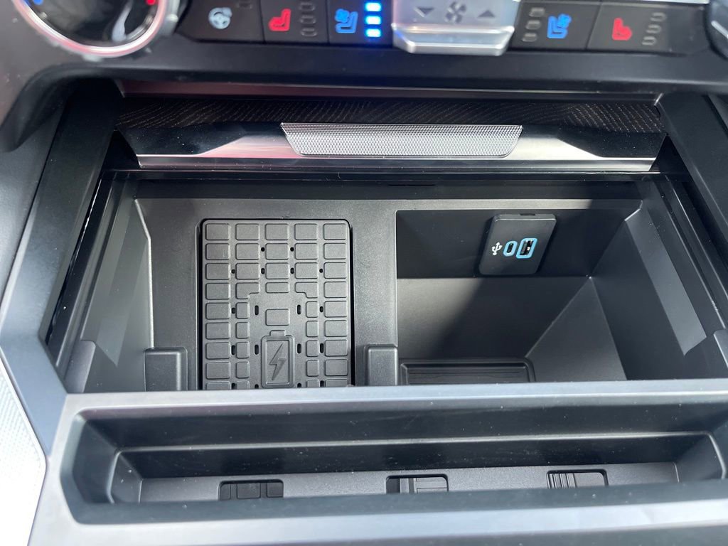 New 2025 Ford F350 Platinum w/ FX4 Off-Road Package image 31