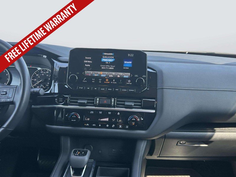 Used 2025 Nissan Pathfinder SL AWD/4WD image 20
