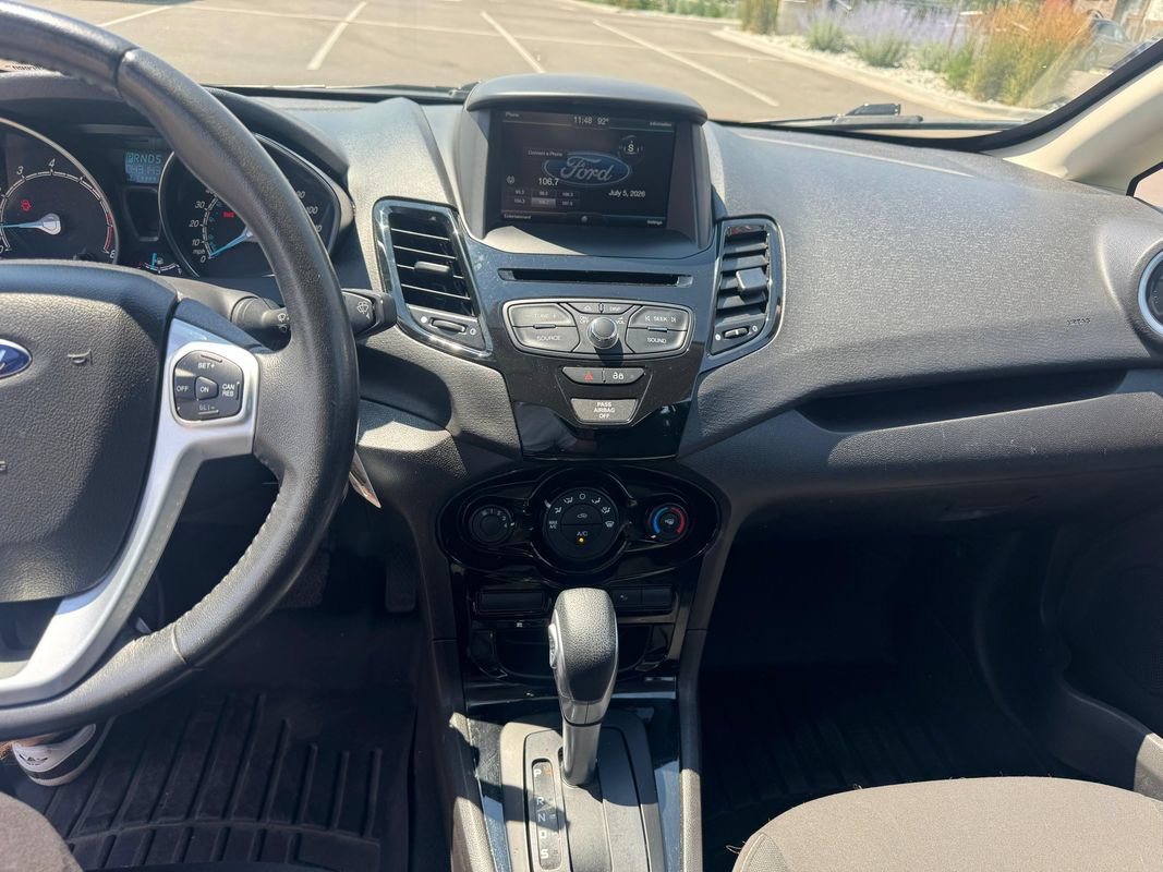 Used 2015 Ford Fiesta SE w/ Equipment Group 201A FWD image 8