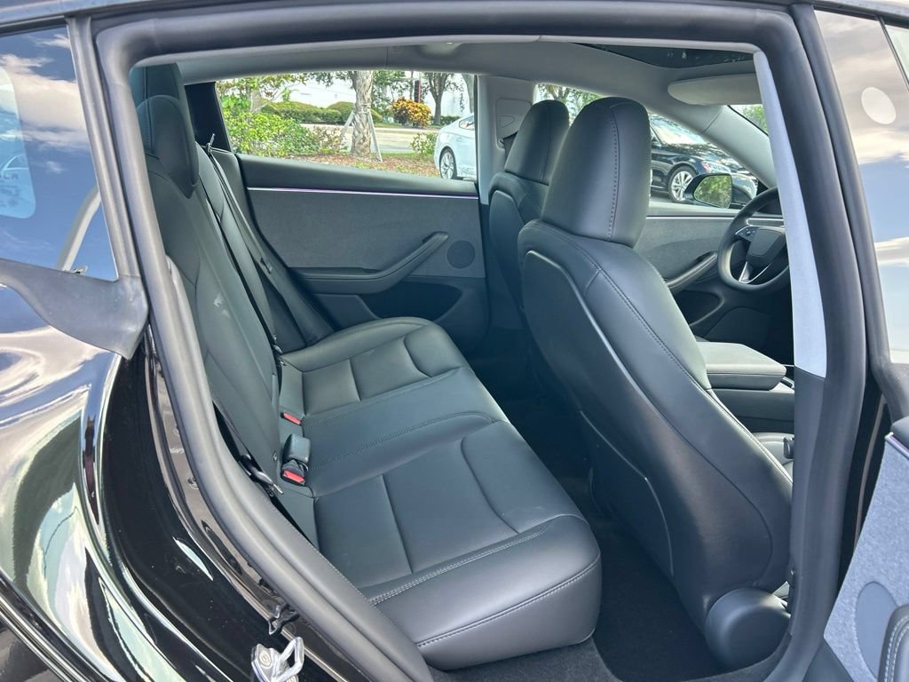 Used 2025 Tesla Model 3 RWD image 36