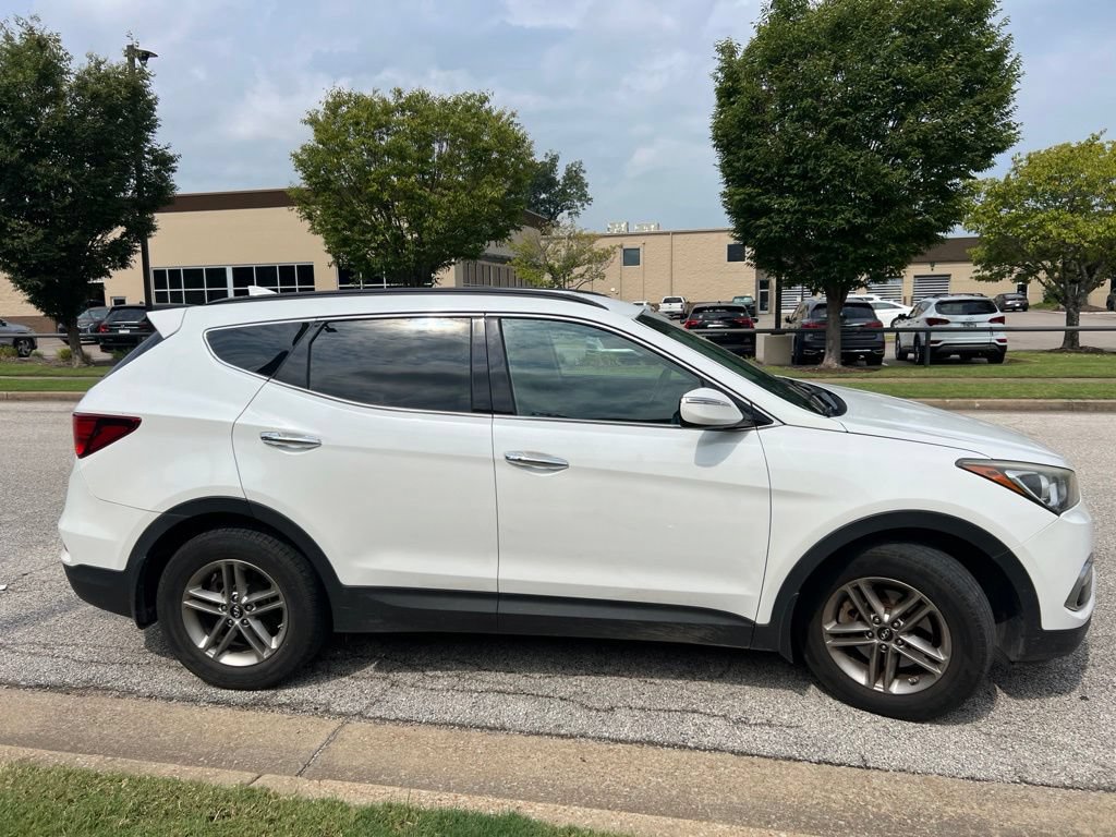 Used 2017 Hyundai Santa Fe Sport AWD/4WD image 3