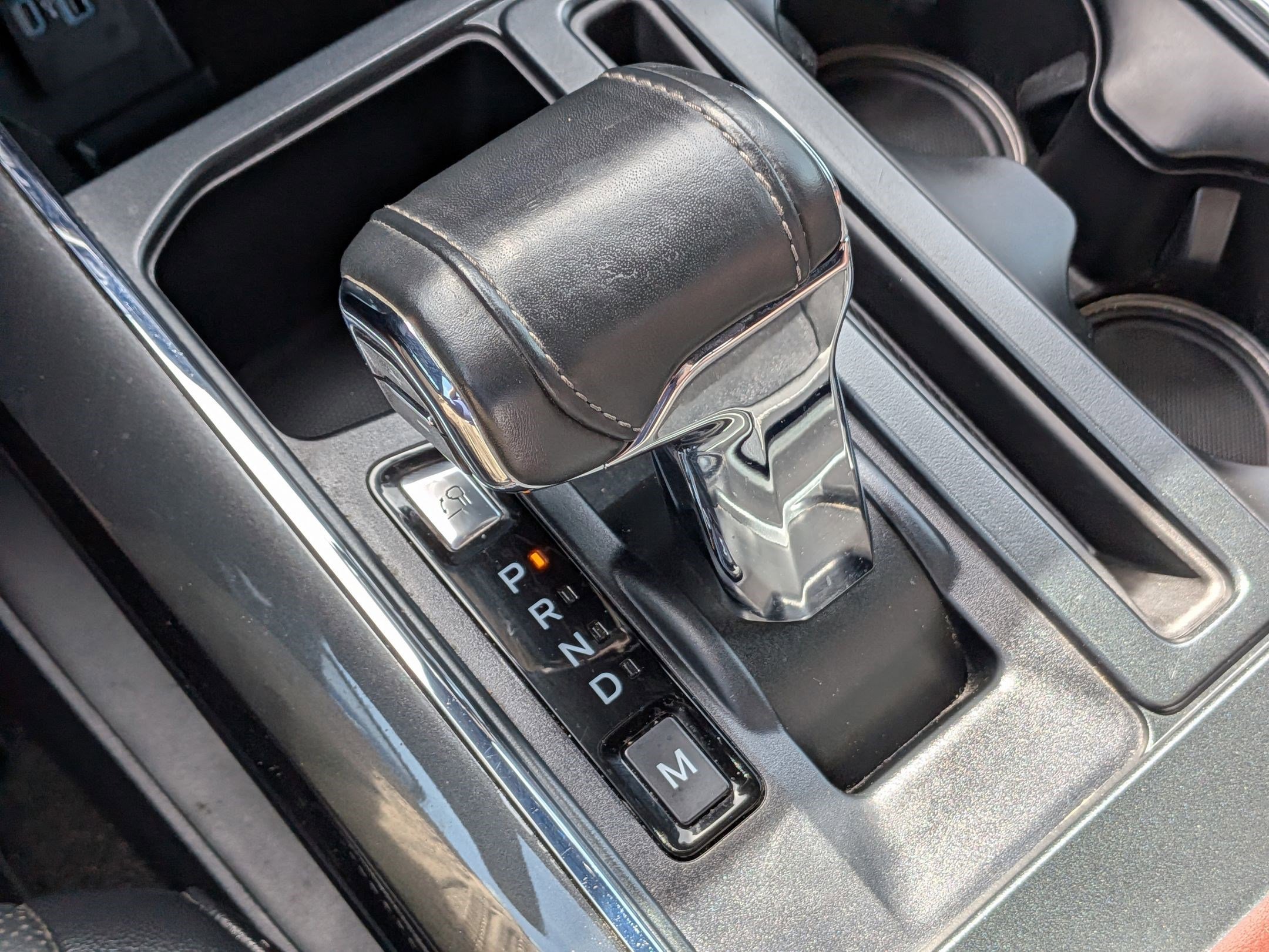 Certified 2021 Ford F150 Lariat w/ Equipment Group 502A High image 28