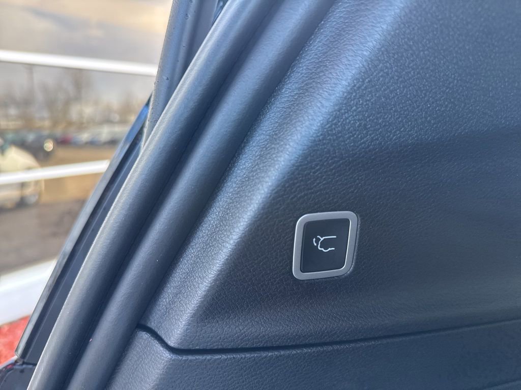 New 2026 Chrysler Pacifica Select image 26