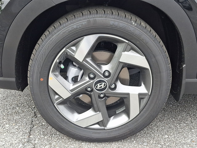 New 2026 Hyundai Venue SEL FWD image 8
