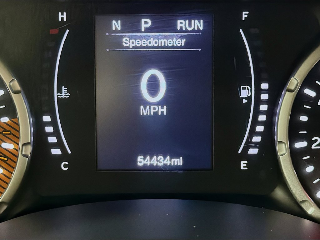 Used 2023 Jeep Renegade Latitude AWD/4WD image 12