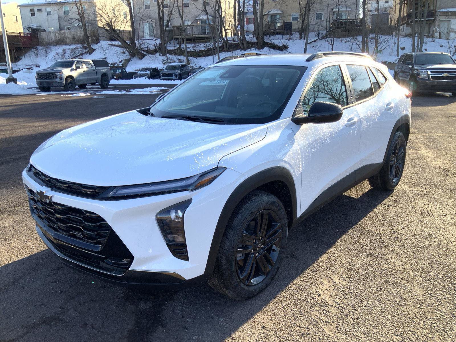 New 2026 Chevrolet Trax ACTIV FWD image 3