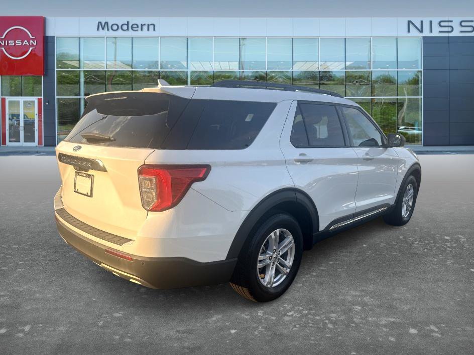 Used 2021 Ford Explorer XLT w/ Equipment Group 202A RWD image 6