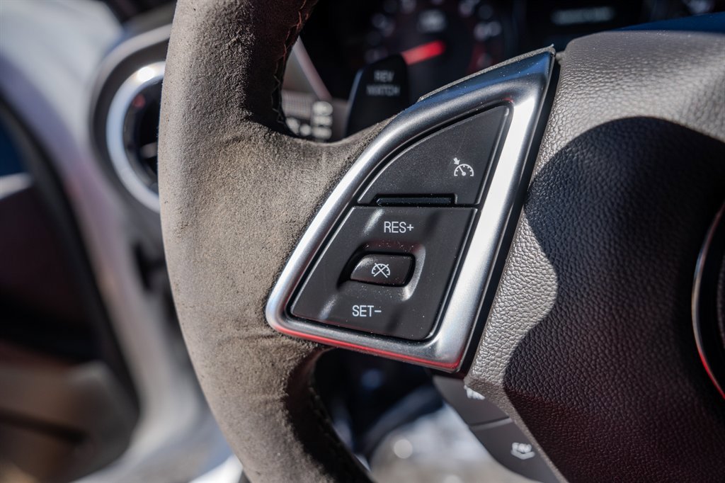 Used 2019 Chevrolet Camaro SS image 16