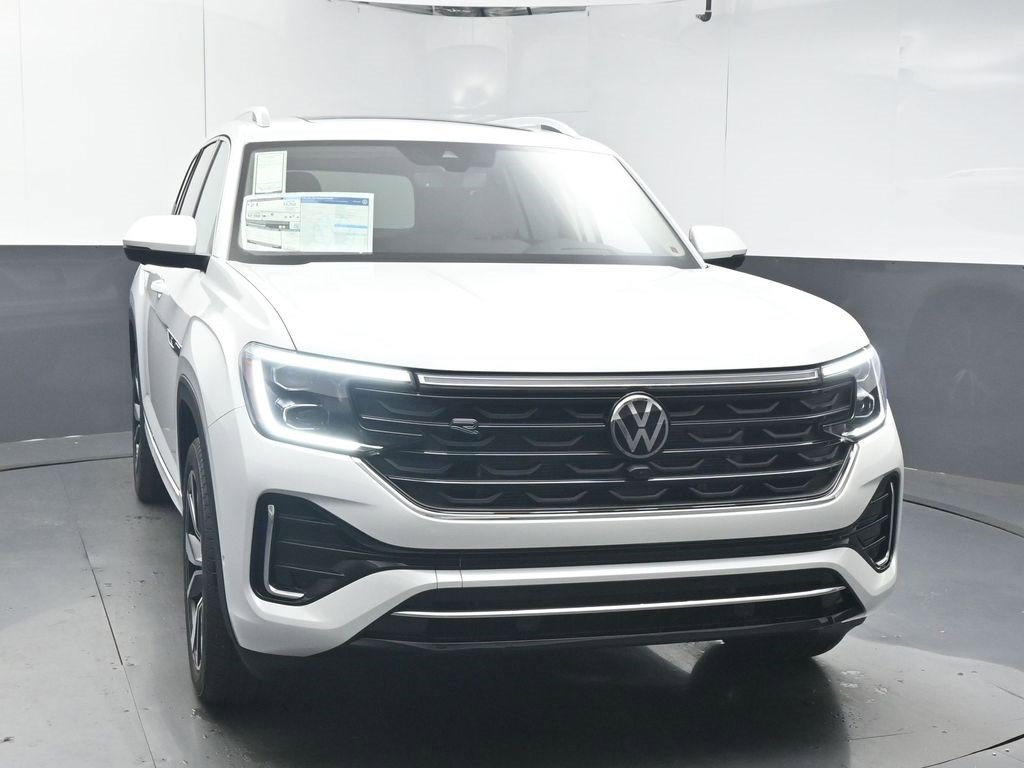 New 2026 Volkswagen Atlas SEL Premium R-Line image 2