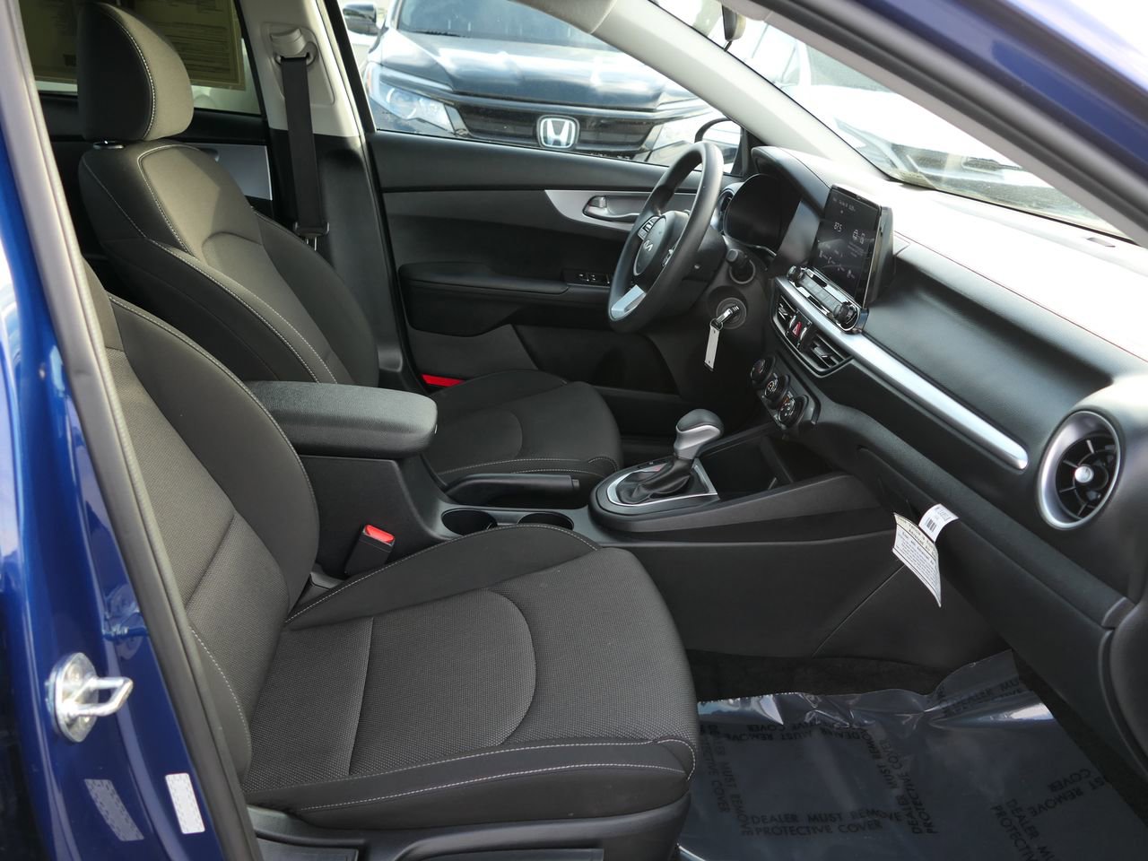 Used 2022 Kia Forte LXS image 28