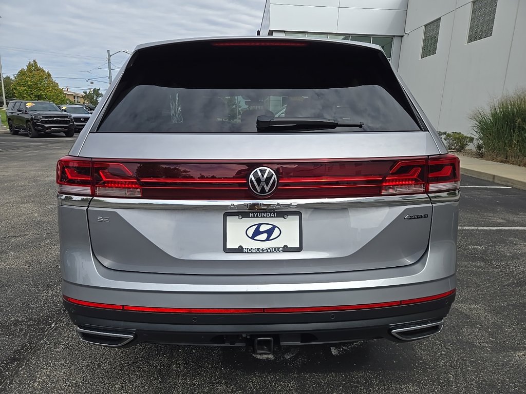 Used 2025 Volkswagen Atlas SE AWD/4WD image 7