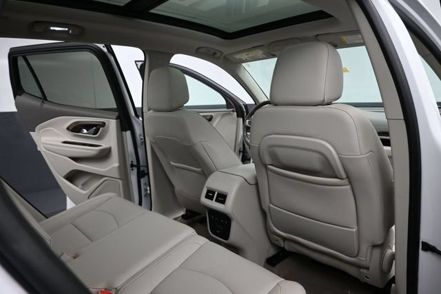 Used 2020 GMC Terrain Denali w/ Denali Premium Package AWD/4WD image 27