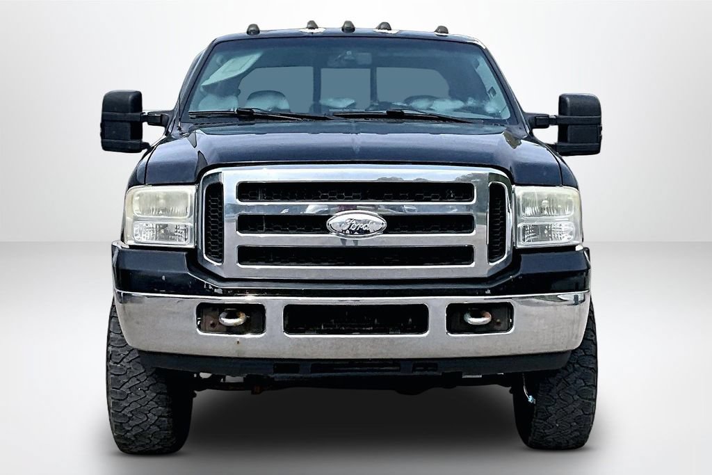 Used 2006 Ford F250 XL AWD/4WD image 2