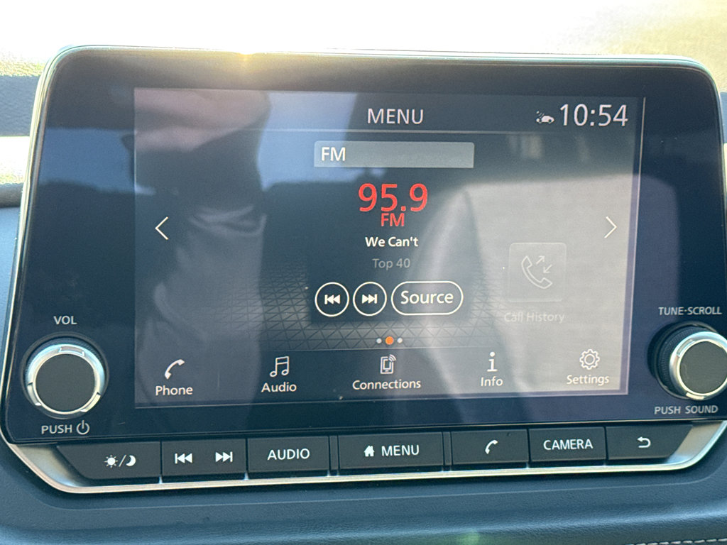 Certified 2023 Nissan Rogue SV image 18