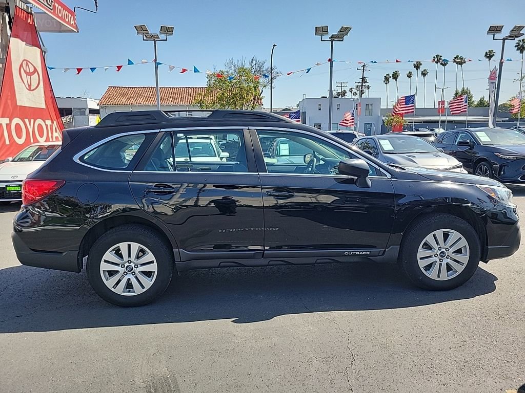 Used 2019 Subaru Outback 2.5i AWD/4WD image 8
