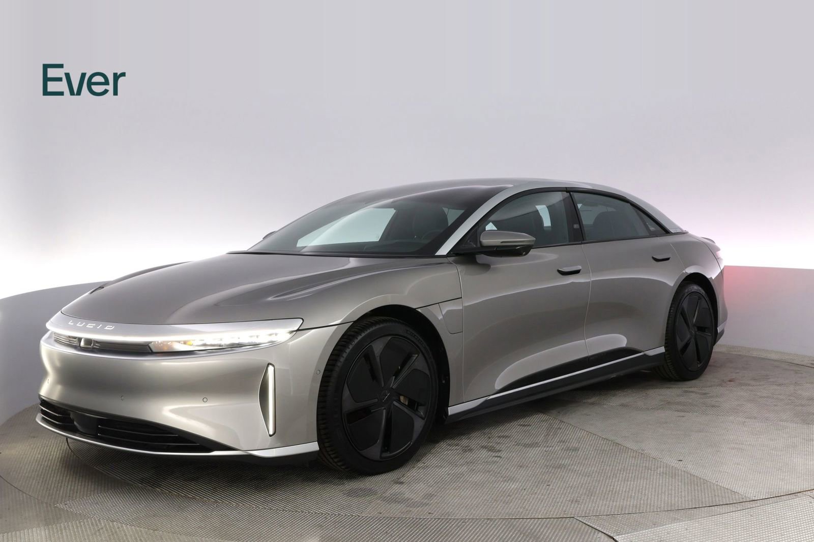 Used 2023 Lucid Air Touring AWD/4WD image 2