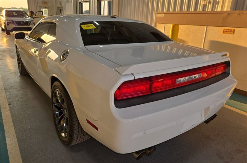 Used 2013 Dodge Challenger SRT8 w/ Harman Kardon Audio Group RWD image 5