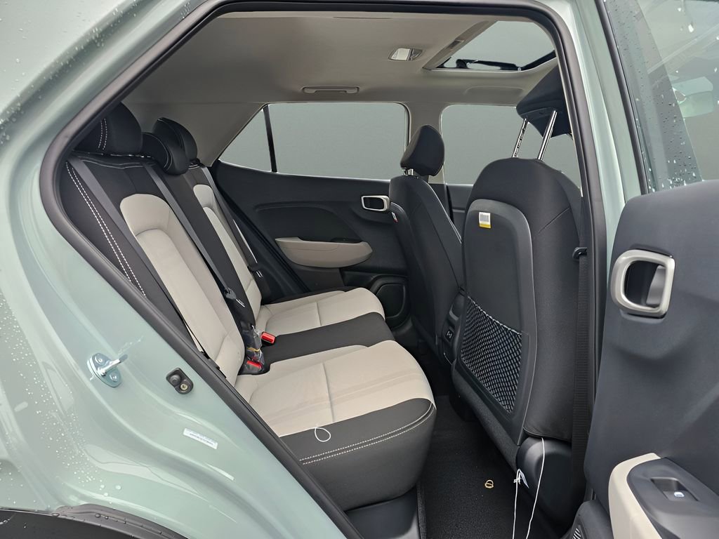 Used 2026 Hyundai Venue SEL image 11