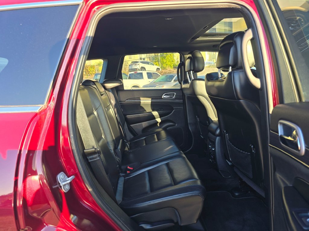 Used 2018 Jeep Grand Cherokee Limited w/ Trailer Tow Group IV AWD/4WD image 13