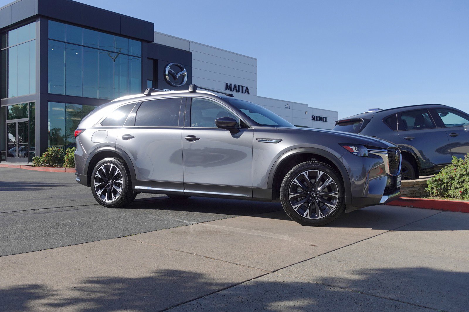 Used 2024 MAZDA CX-90 Plug-In Hybrid w/ Premium Plus image 4