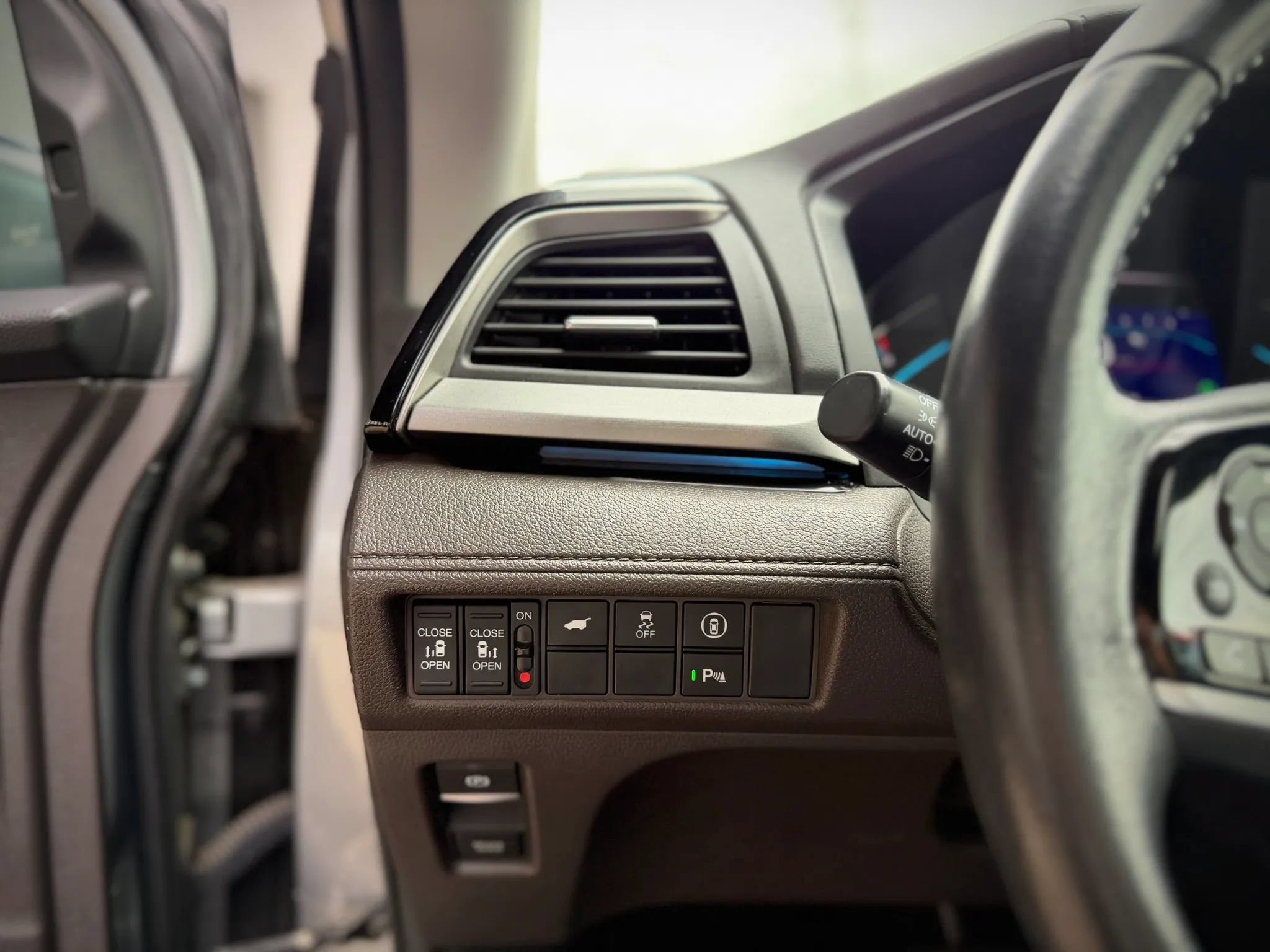 Used 2021 Honda Odyssey Touring image 8