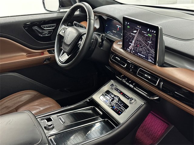 Used 2023 Lincoln Aviator Reserve w/ Jet Package image 11