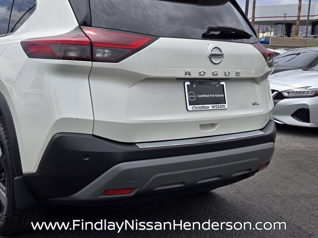 Used 2021 Nissan Rogue SL w/ Premium Package FWD image 5