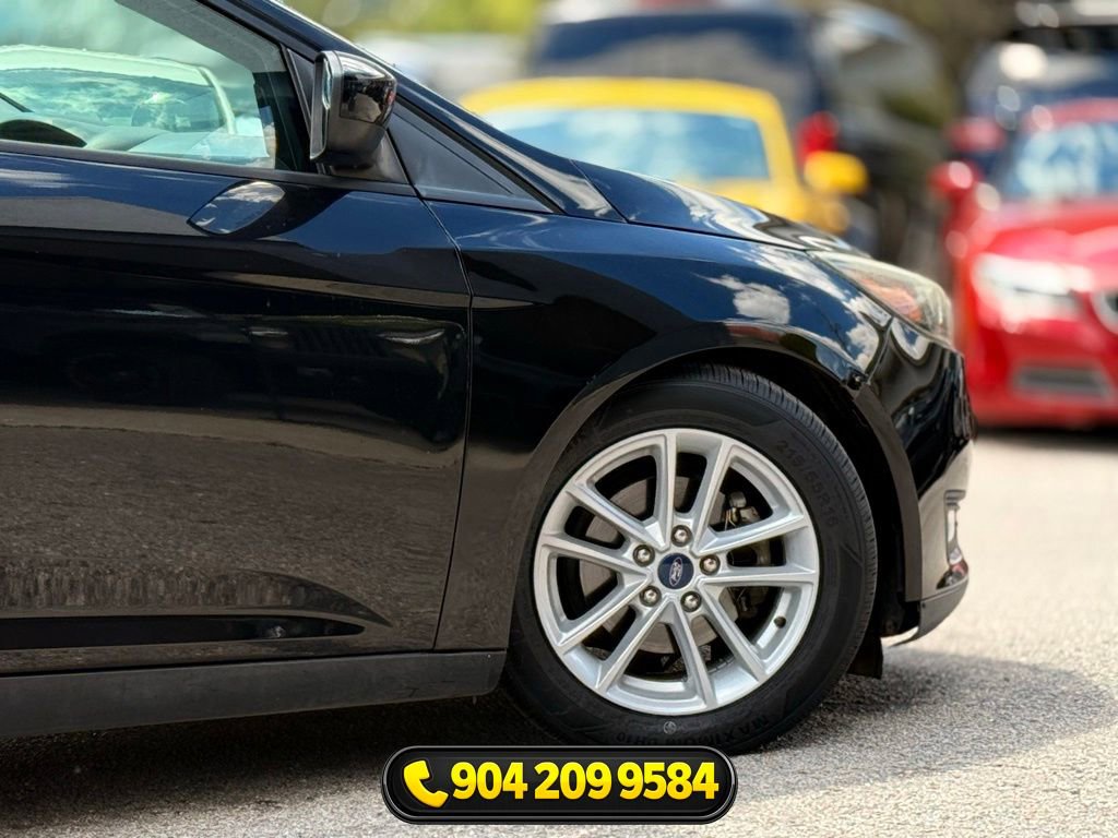 Used 2018 Ford Focus SE FWD image 8