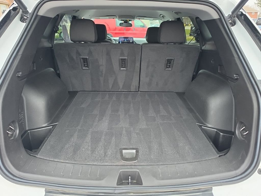 Certified 2023 Chevrolet Blazer LT w/ Convenience Package image 31