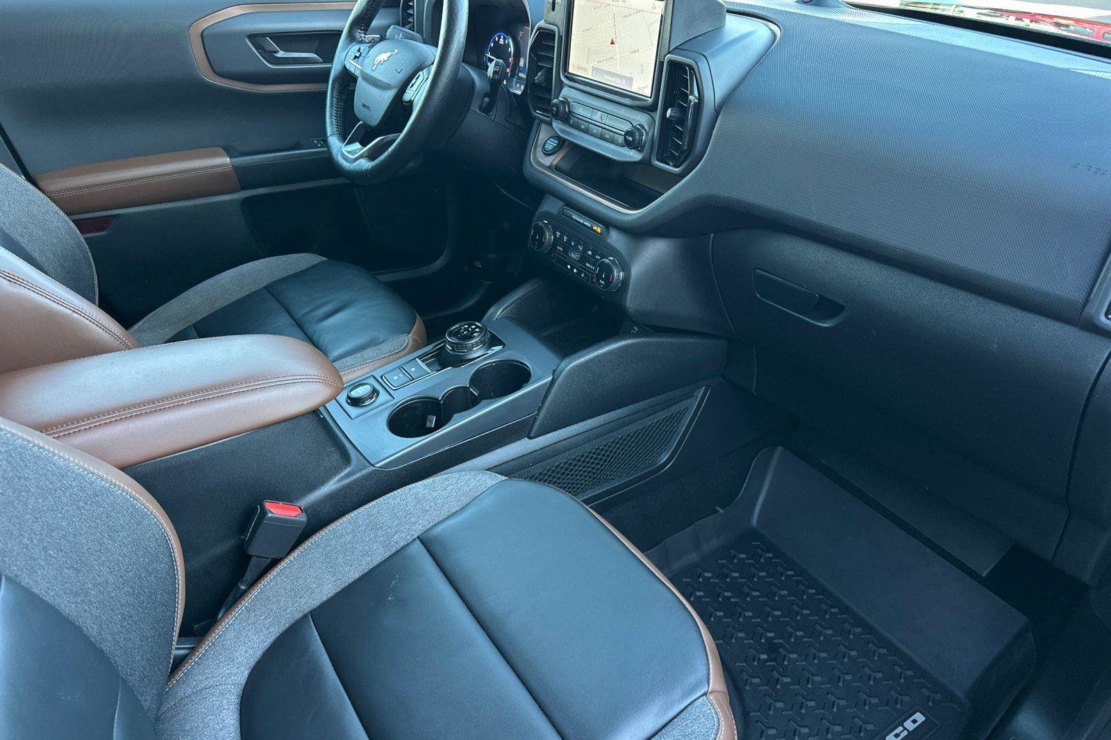 Used 2023 Ford Bronco Sport Outer Banks w/ Tech Package image 17