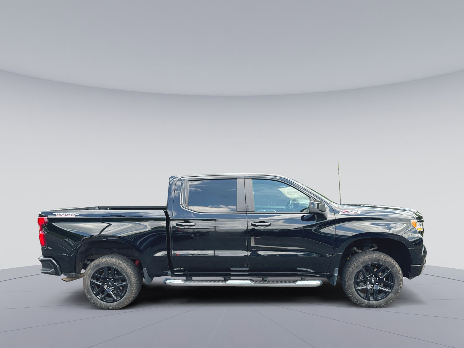 Used 2024 Chevrolet Silverado 1500 LT Trail Boss w/ Protection Package AWD/4WD image 34