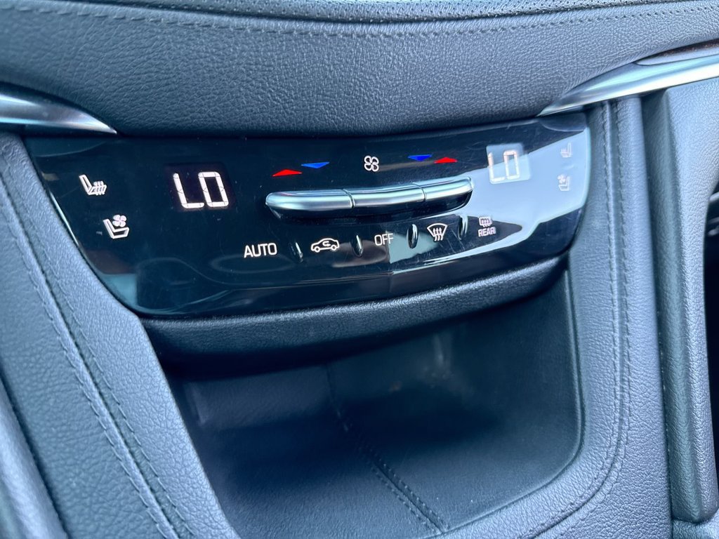 Used 2021 Cadillac XT5 Premium Luxury w/ LPO, Premium Carpet Package AWD/4WD image 19