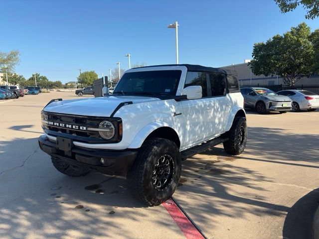 Used 2022 Ford Bronco Outer Banks AWD/4WD image 1
