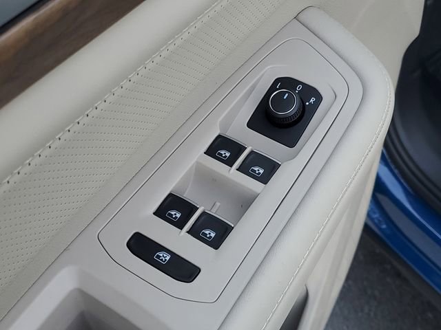 New 2026 Volkswagen Atlas SE image 11