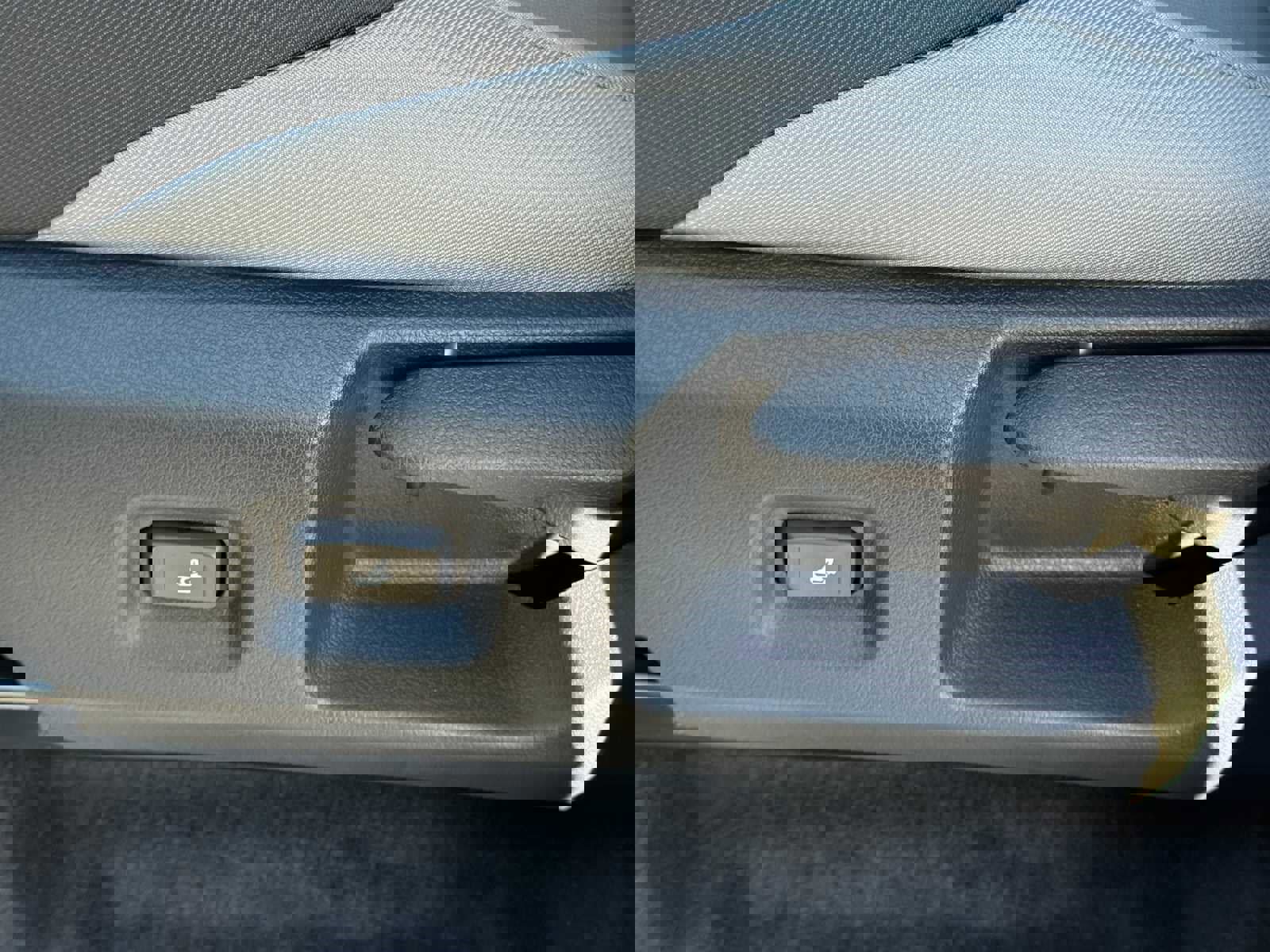 New 2025 Toyota Tacoma TRD Off-Road image 8