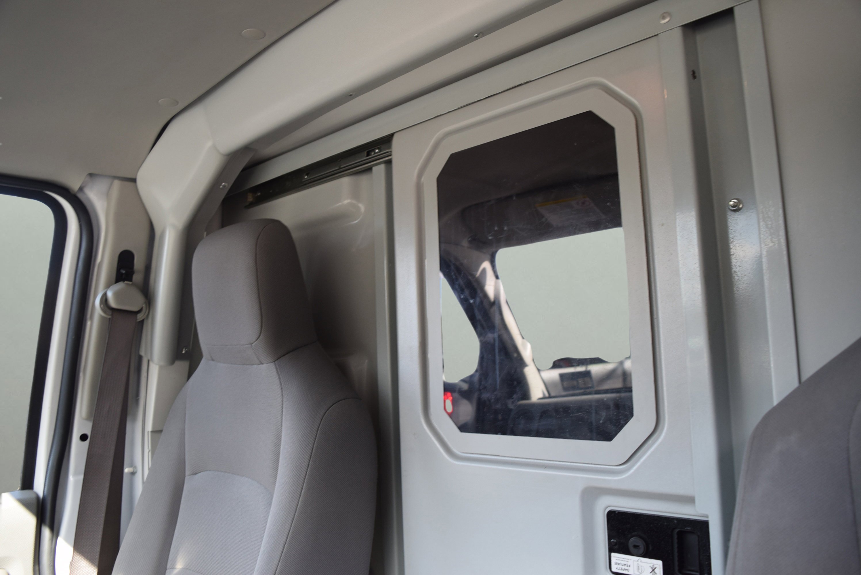 Certified 2023 Ford E-350 and Econoline 350 Super Duty w/ Power Windows & Locks Group RWD image 15