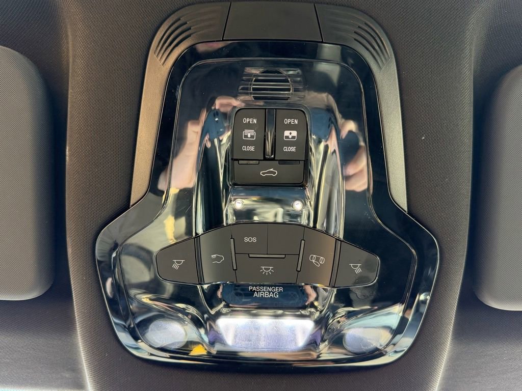 Used 2025 Alfa Romeo Tonale Tributo Italiano image 33