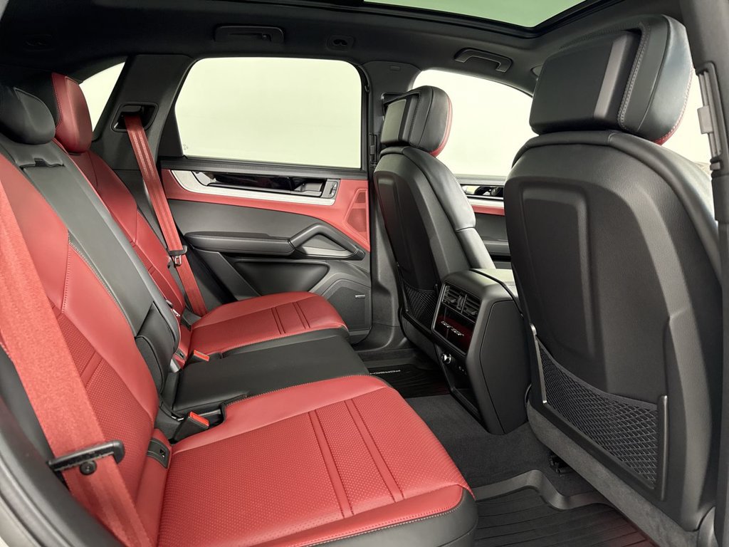 New 2026 Porsche Cayenne S AWD/4WD image 25