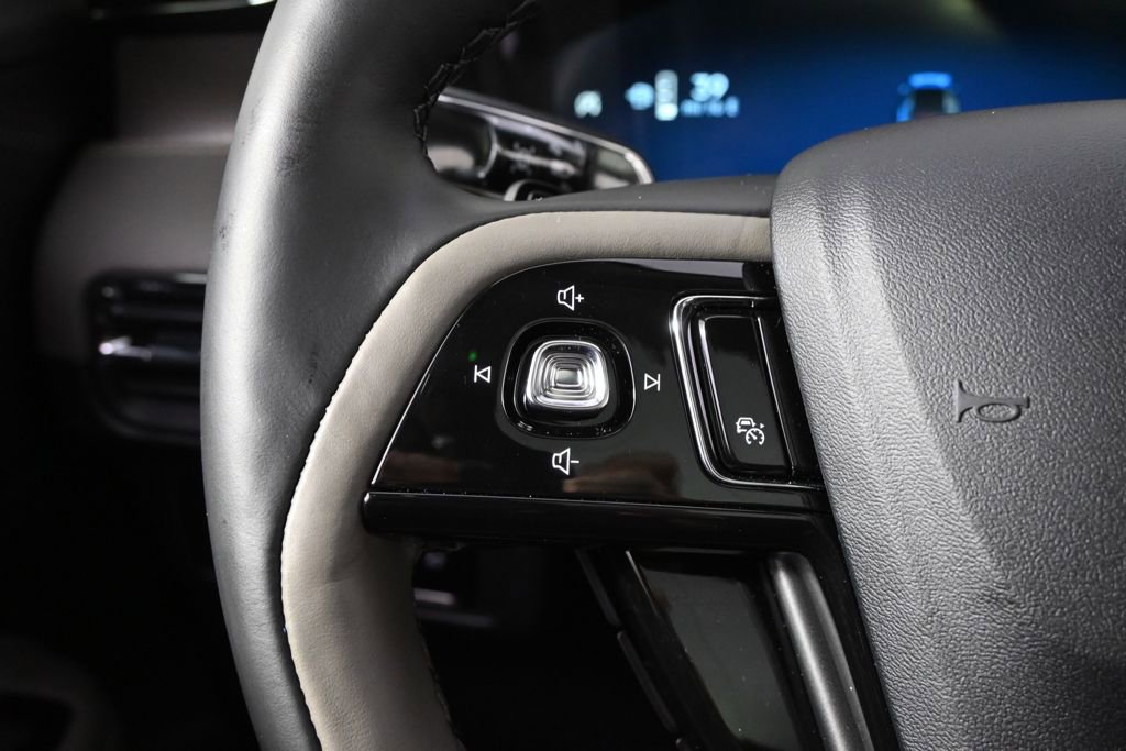 New 2026 Lincoln Corsair Reserve w/ Jet Appearance Package image 35