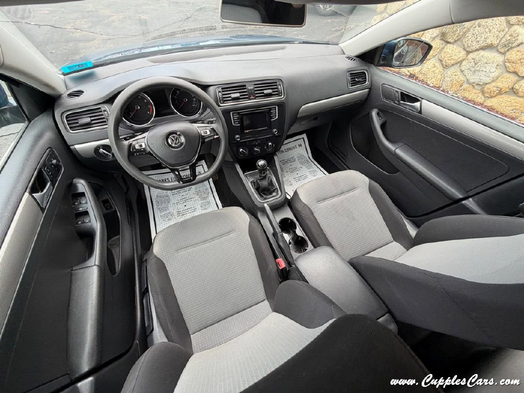 Used 2017 Volkswagen Jetta S FWD image 21