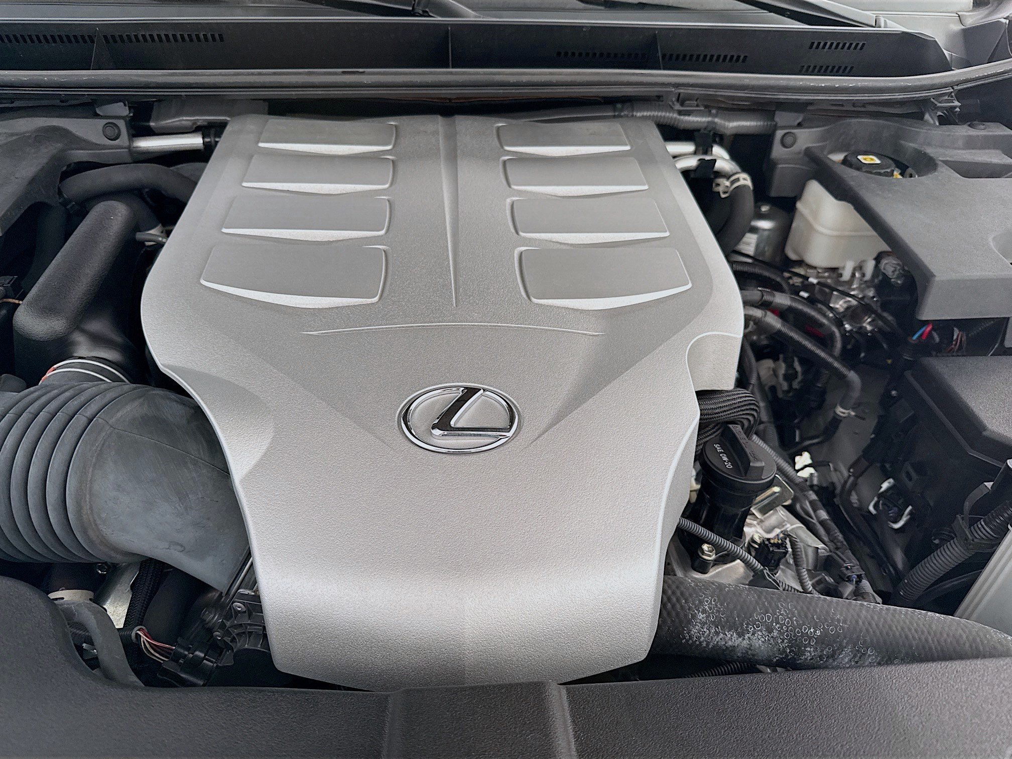 Used 2023 Lexus GX 460 Premium w/ Accessory Package AWD/4WD image 31