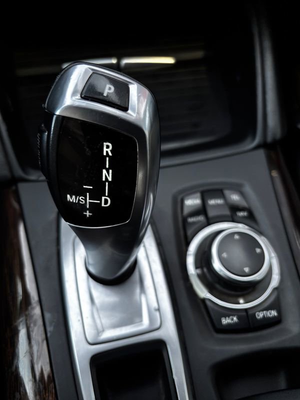 Used 2014 BMW X6 xDrive50i image 28