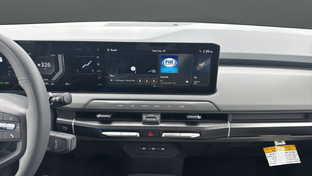 New 2027 Kia EV3 Wind FWD image 12