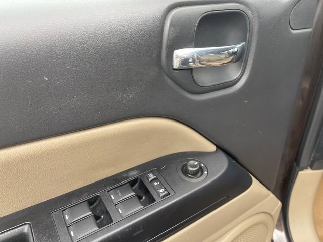 Used 2014 Jeep Patriot High Altitude image 17